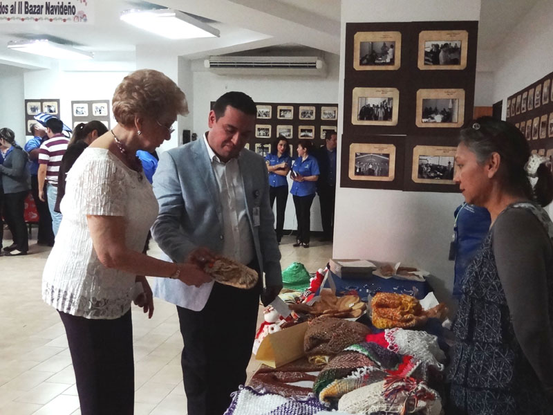 Bazar Navideño CET 201622
