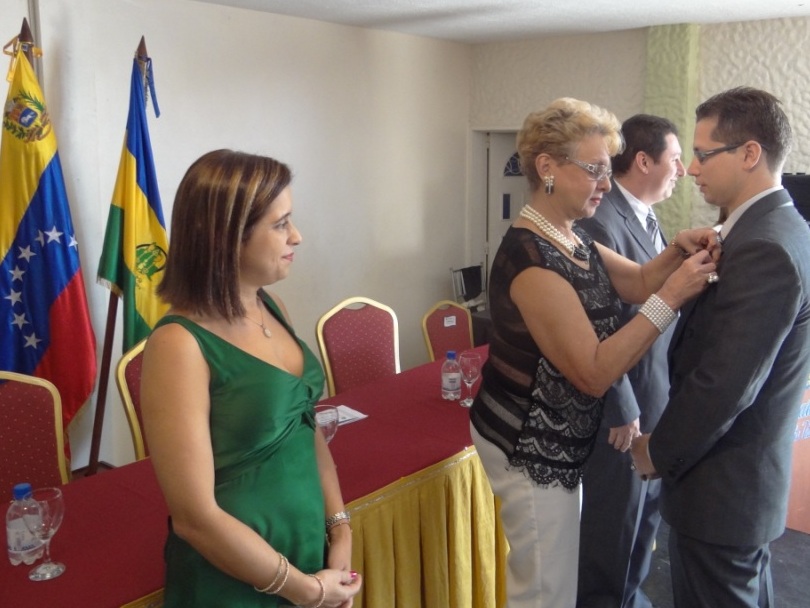 Condecoración de funcionarios por años de servicio CET15