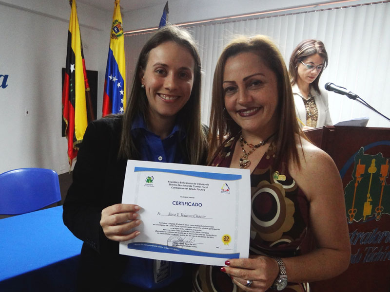 Condecoraciones por Años de Servicio a Funcionarios de la CET11