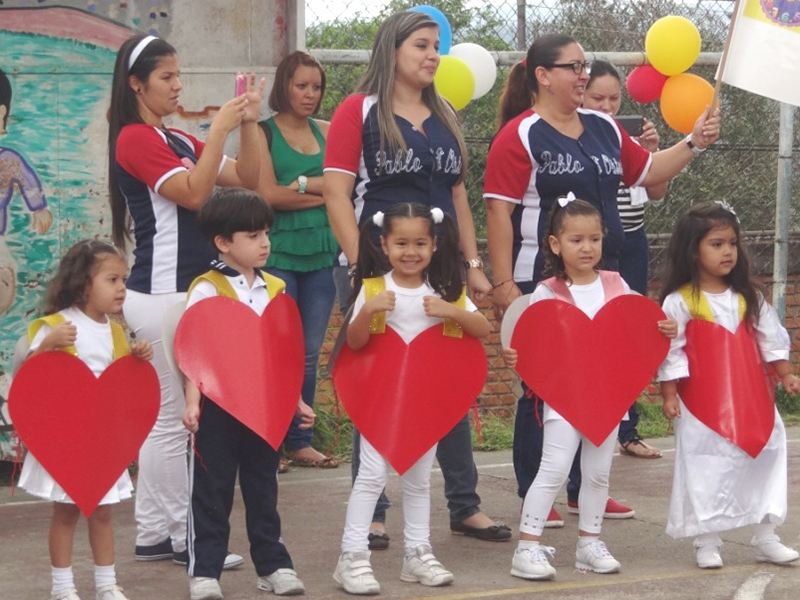 Rescatando Valores a través del Programa "La Contraloría Va a la Escuela"16