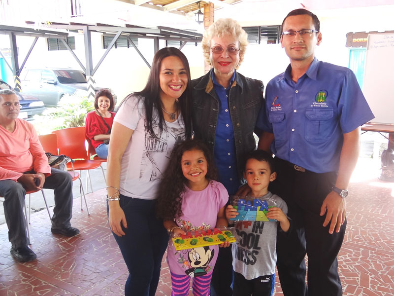Acto del Dia del Padre y de la Madre 2017 4