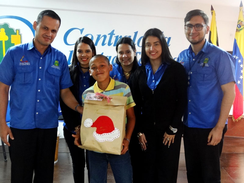 Entrega de Regalos Casa Hogar Ciudad de los Muchachos3