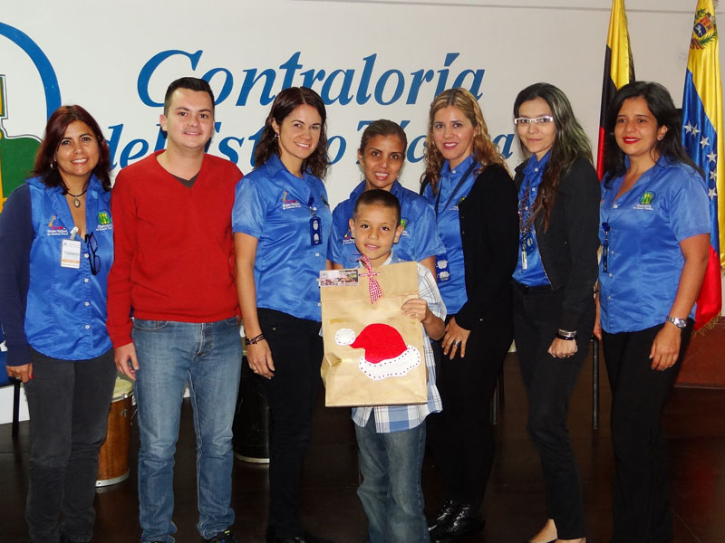 Entrega de Regalos Casa Hogar Ciudad de los Muchachos7