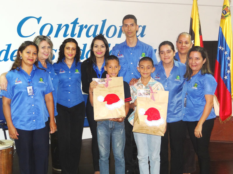 Entrega de Regalos Casa Hogar Ciudad de los Muchachos13