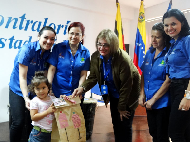 Entrega de Regalos Casa Hogar Ciudad de los Muchachos27