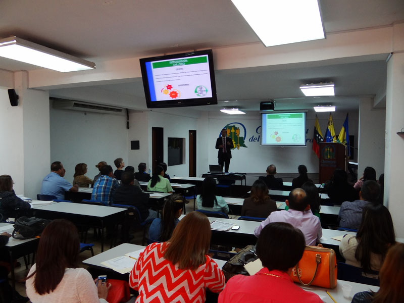 Evento:"El impacto de las Normas de Control Interno en la Gestión de los OCF externos e 3