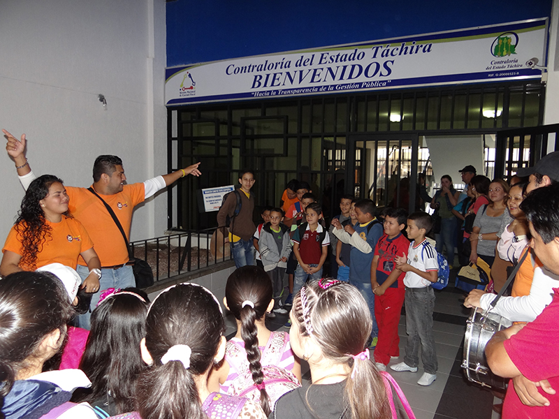 Inicia Plan Vacacional 201526