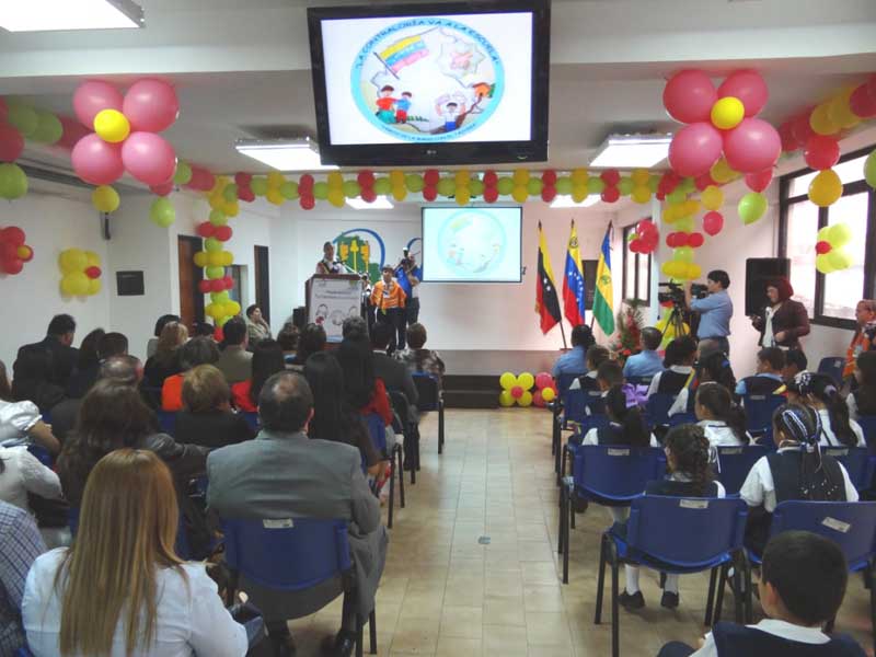 Juramentación 2013 Niños Contralores6
