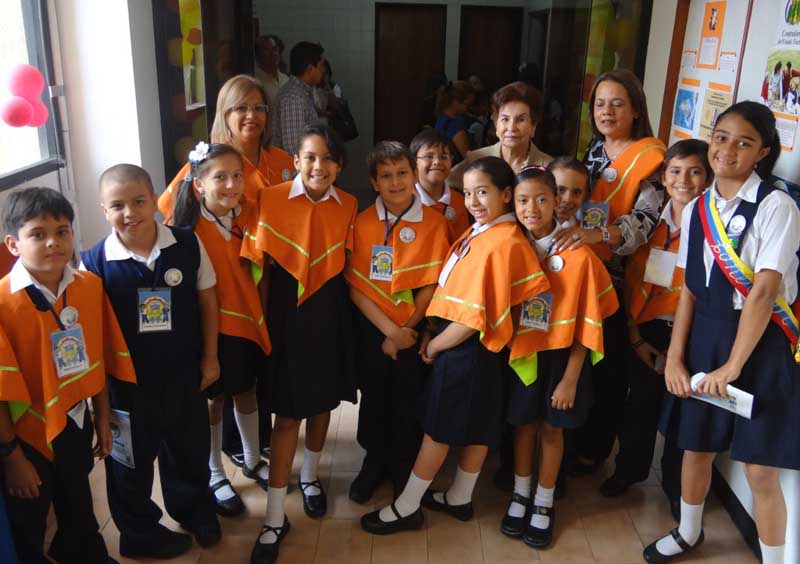 Juramentación 2013 Niños Contralores9