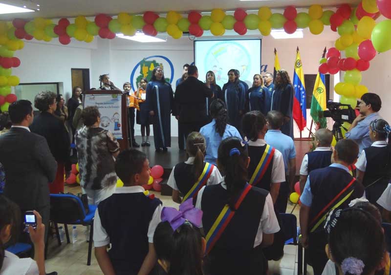 Juramentación 2013 Niños Contralores10