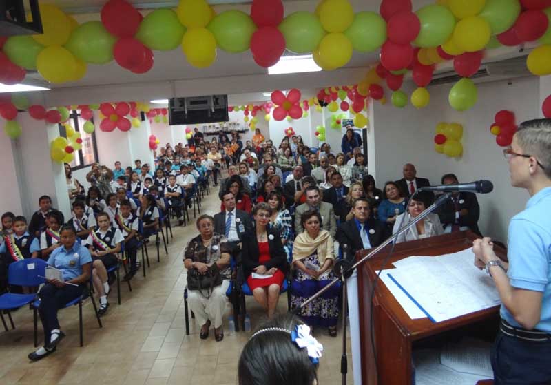 Juramentación 2013 Niños Contralores17