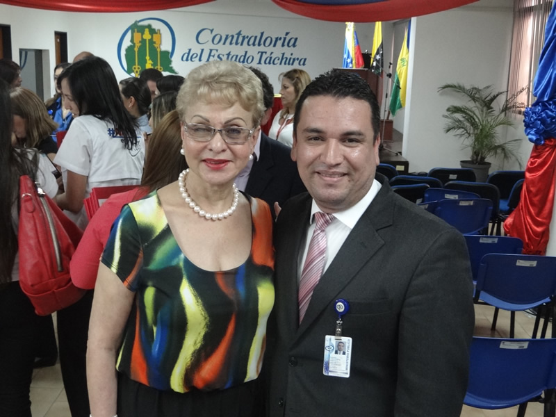 Gobernador del Estado Entrega Memoria y Cuenta Ejercicio Fiscal 201513
