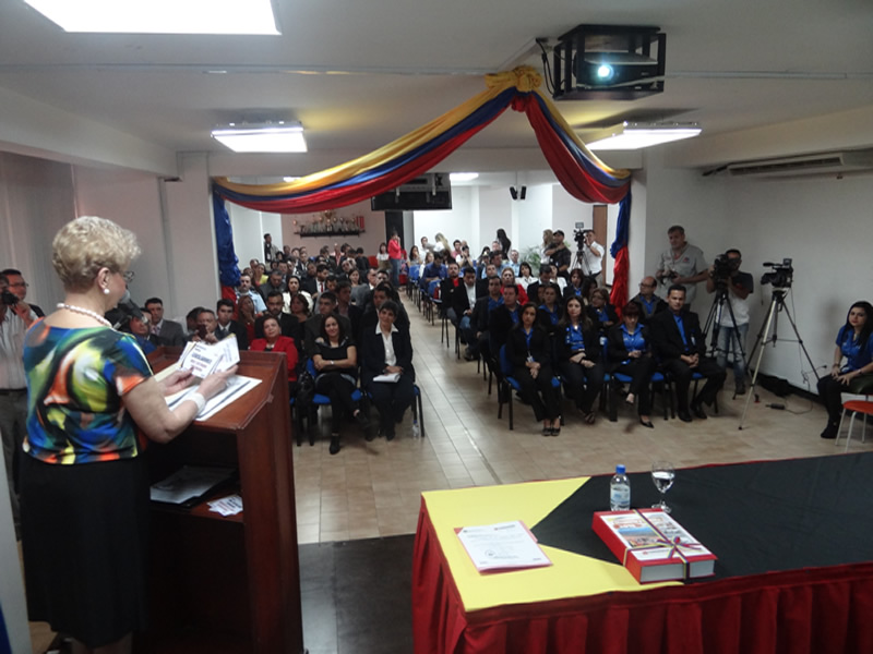 Gobernador del Estado Entrega Memoria y Cuenta Ejercicio Fiscal 201522