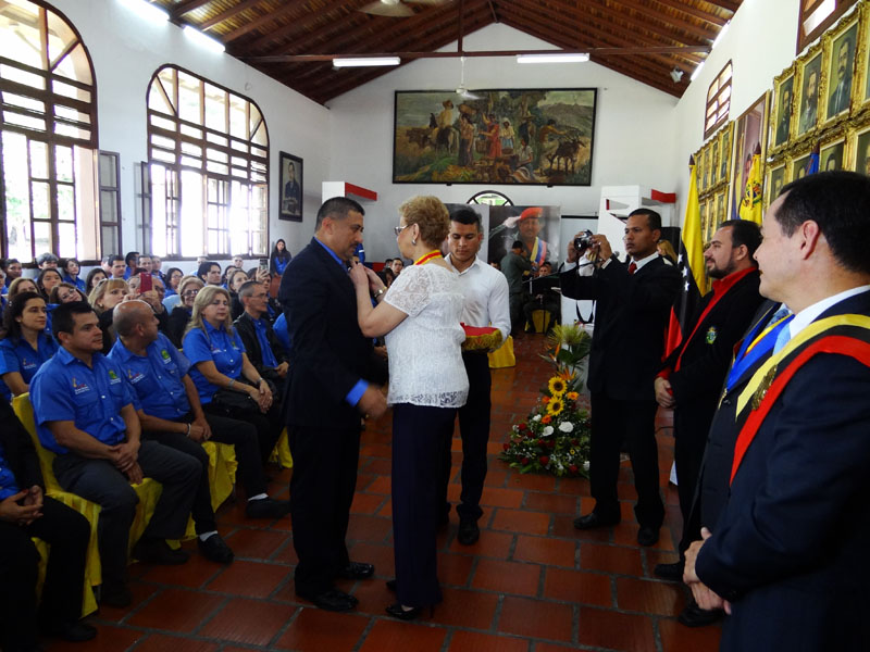 Sesion Especial Clet por el Aniversario 55 de la Contraloria del estado Tachira34