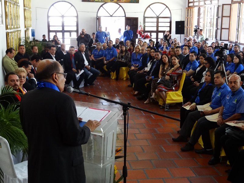 Sesion Especial Clet por el Aniversario 55 de la Contraloria del estado Tachira45
