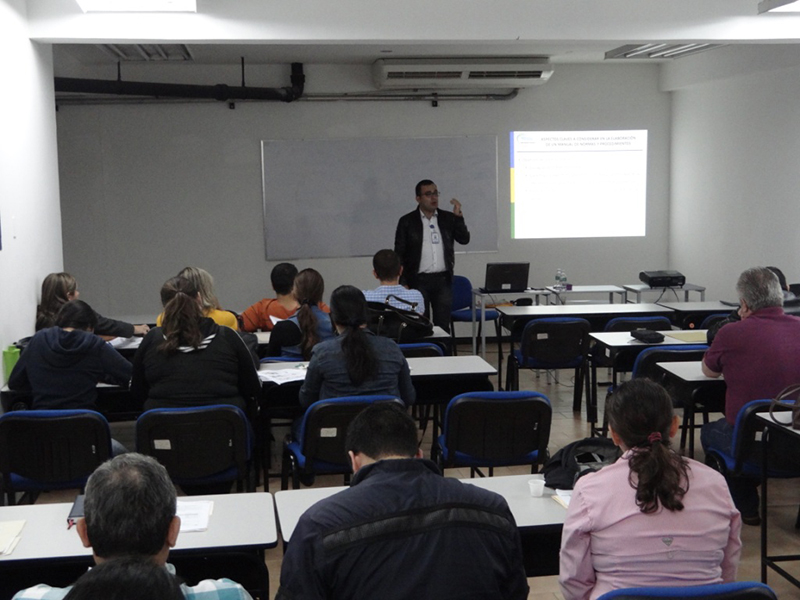 Taller de elaboracion de Manual de Normas y Procedimientos11