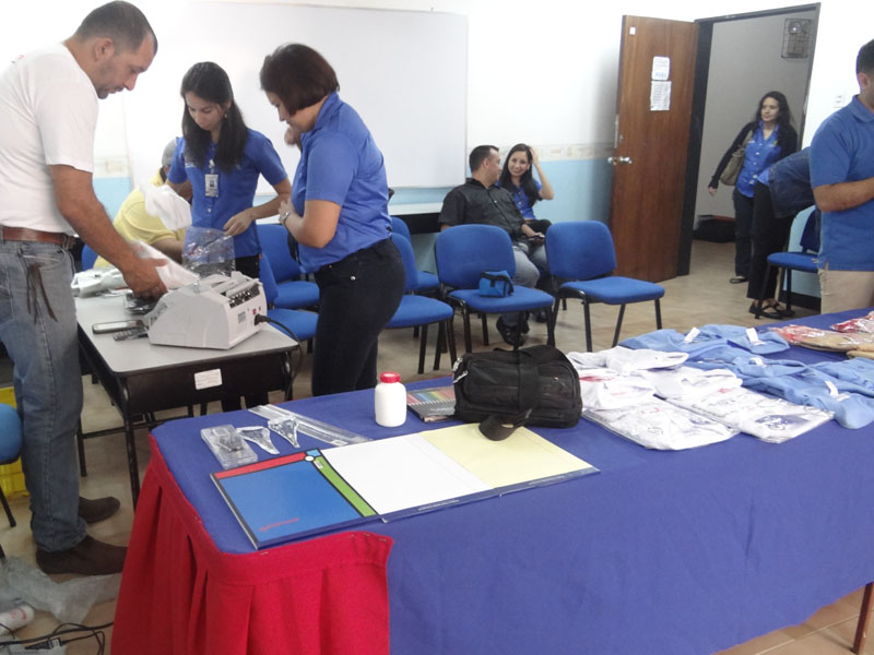 Jornada de Uniformes Escolares4
