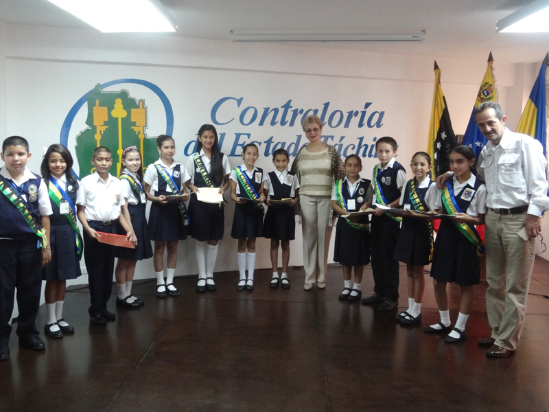 XI Rendición_de _Cuentas_2016_niños_Contralores17