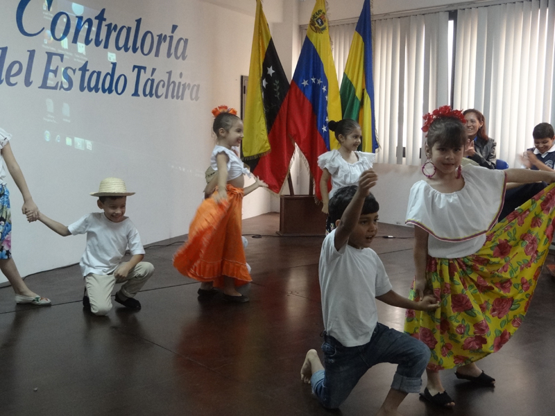 XI Rendición_de _Cuentas_2016_niños_Contralores24