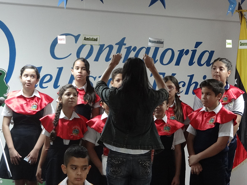 XII Juramentación de niños y niñas contralores16