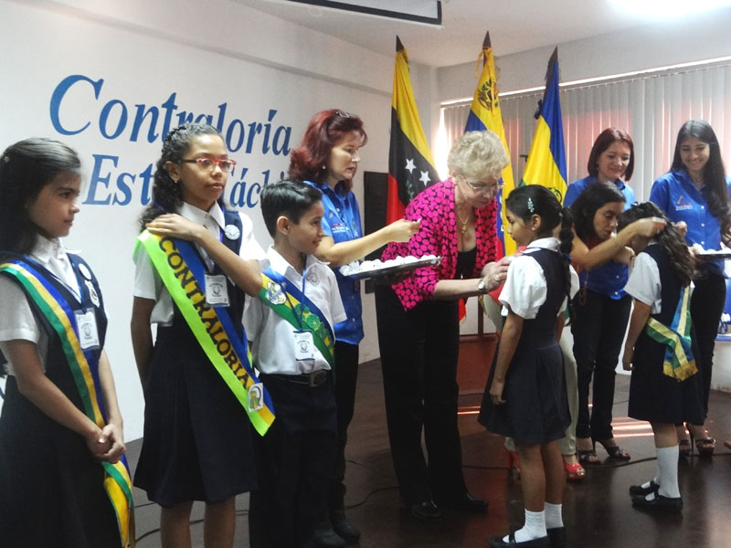 XIII juramentacion de Niños y Niñas Contralores5