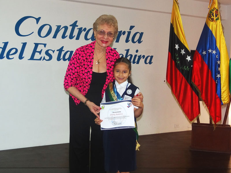 XIII juramentacion de Niños y Niñas Contralores29