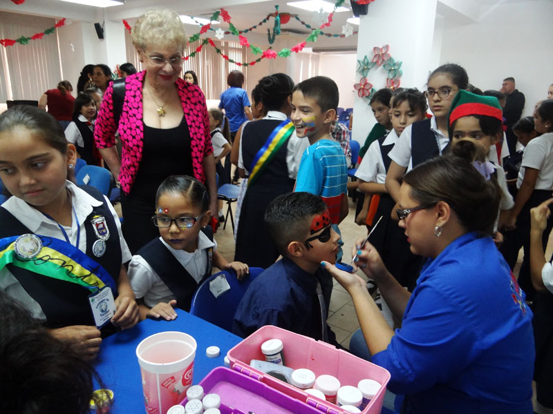 XIII juramentacion de Niños y Niñas Contralores37