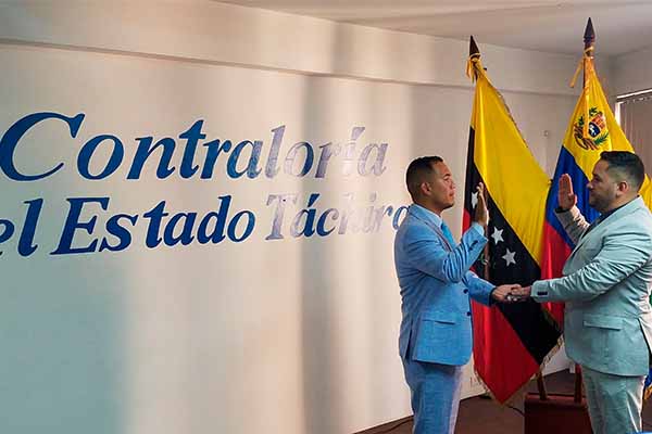 Juramentación del nuevo Contralor del Estado Táchira