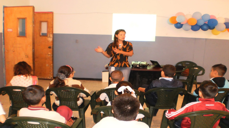 Avanza en el Táchira el Programa “La Contraloría va a la escuela”
