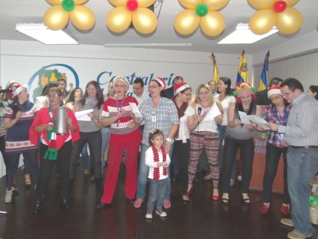Contraloría cerró actividades decembrina con Misa
de Aguinaldos y alegre Parrandón Navideño
