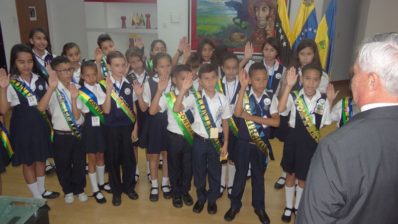 Contraloría del Estado Táchira realizó XVI Juramentación de niños(as) Contralores