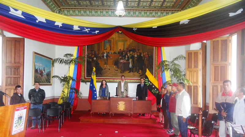 Contraloría del Estado Táchira estuvo presente en Sesión Especial del Día del Maestro 