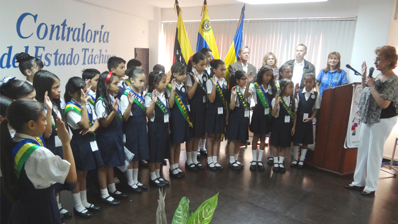 Contraloría del Estado Táchira realizó la XIV Juramentación de los niños(as) Contralores